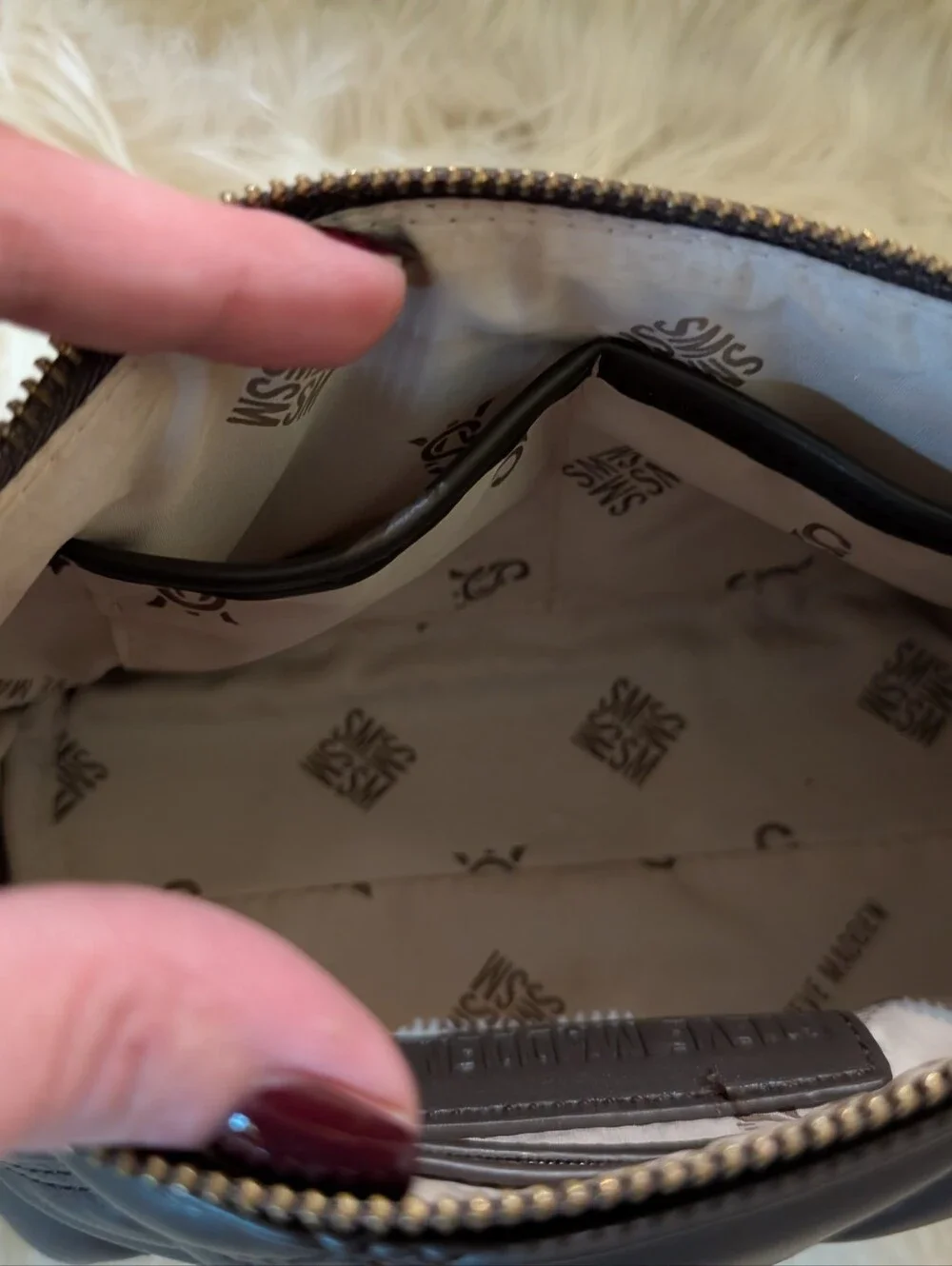 Steve Madden Mini Quilted Chain-Trim  Bag in An Olive Green/Grey
